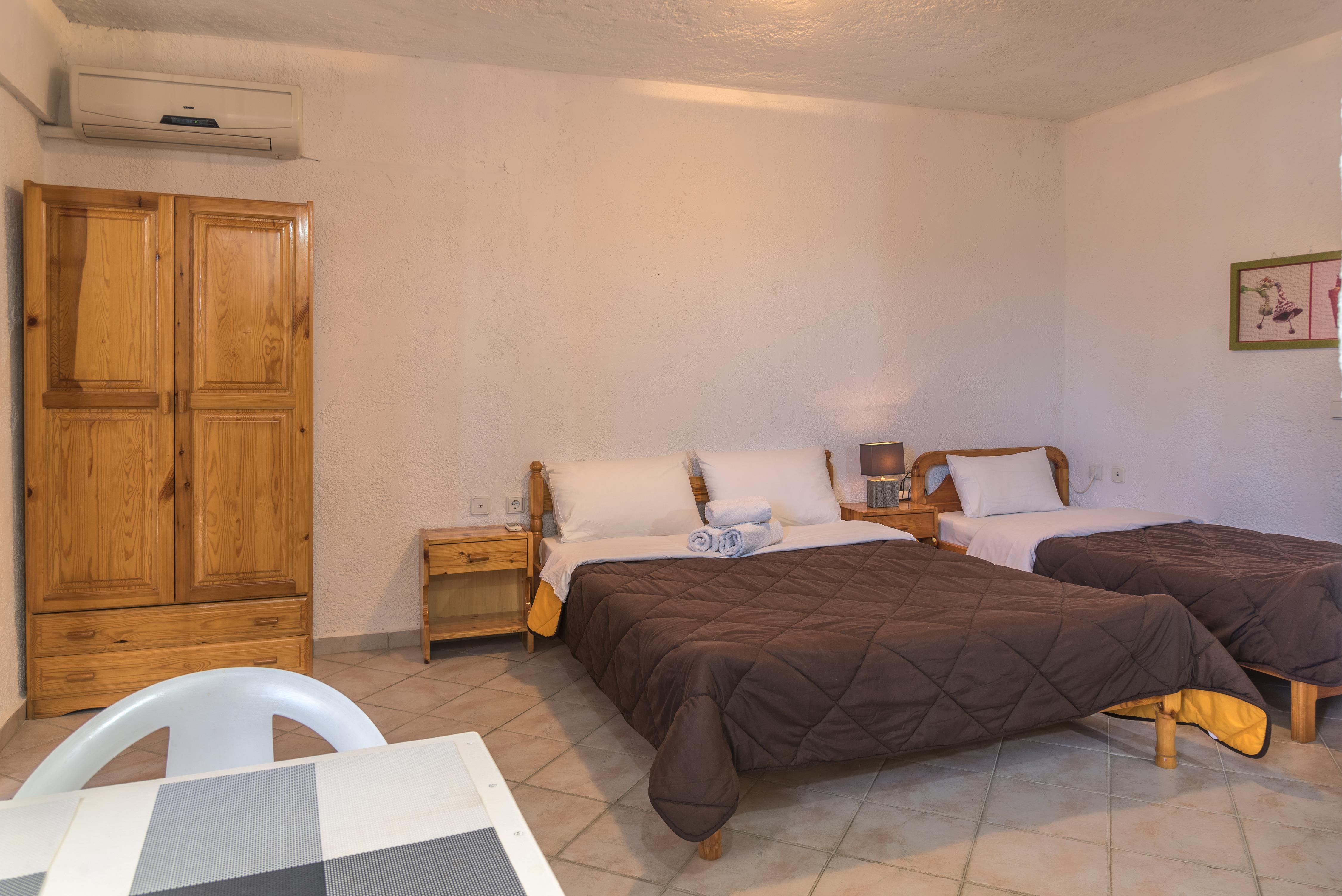 Great holidays in Amazing sea view apartment in Plataria